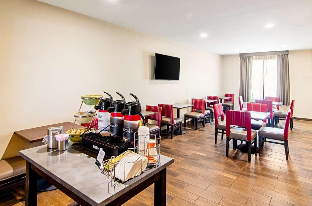 Quality Inn & Suites Near Tanger Outlet Mall Gonzales Restaurante foto